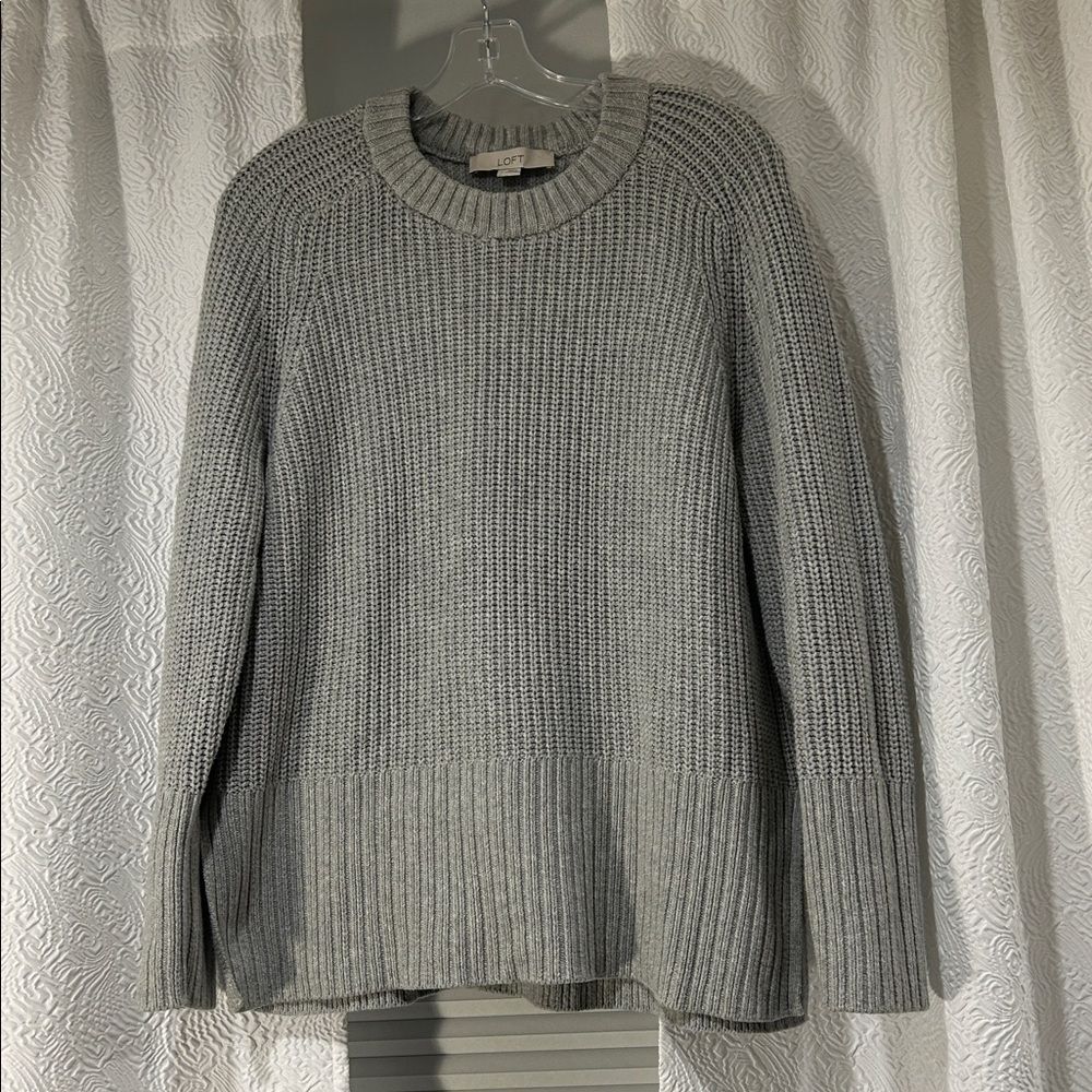 LOFT Heather Gray Women's Crew Neck Sweater